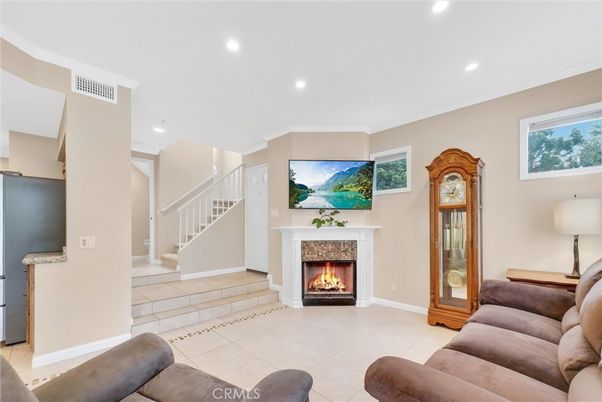 Fireplace, Interior, Living room, Recessed Lighting