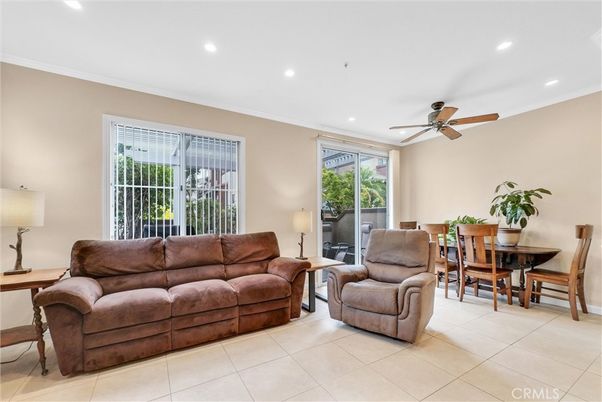 Dining room, Interior, Living room, Recessed Lighting