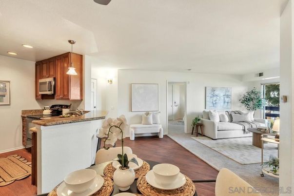 Interior, Kitchen, Living room, Pendant Lights, Recessed Lighting, Wood Texture Flooring