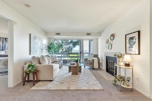 Fireplace, Interior, Living room