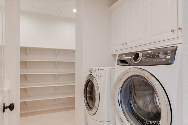 Interior, Recessed Lighting, Washer