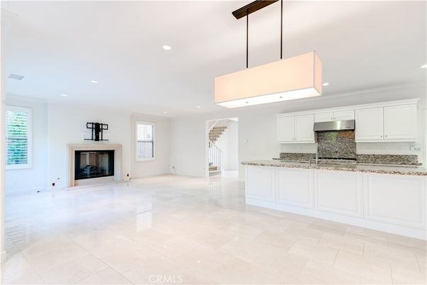 Empty room, Fireplace, Interior, Kitchen, Pendant Lights, Recessed Lighting