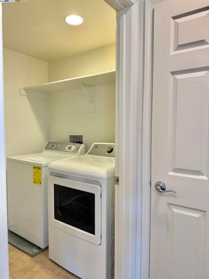 Interior, Recessed Lighting, Utility Closets, Washer