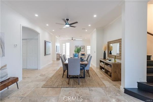 Dining room, Interior, Recessed Lighting