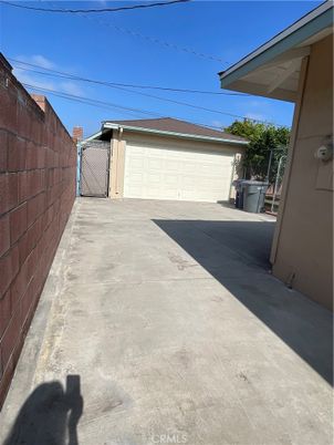 Detached Garage, Exterior