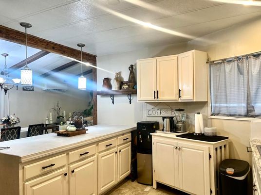 Dining room, Interior, Kitchen, Pendant Lights, Wooden Beams