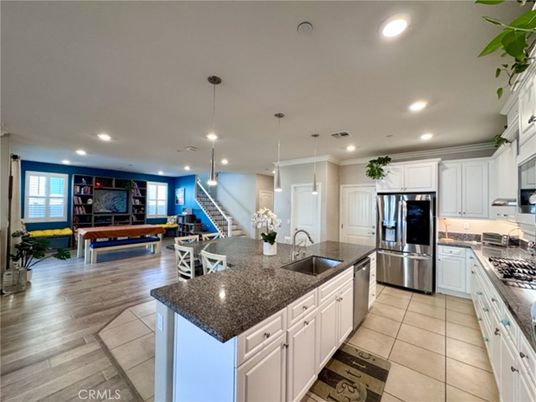 Interior, Kitchen, Living room, Pendant Lights, Recessed Lighting, Stainless Steel Appliances, Wood Texture Flooring