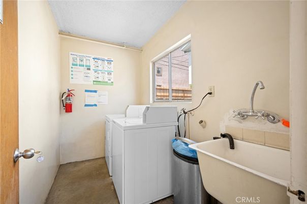 Interior, Washer