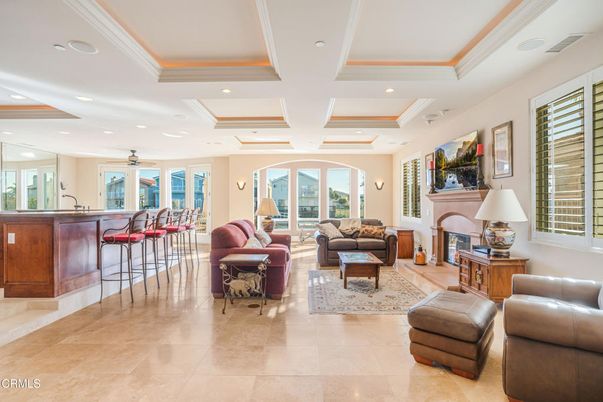 Fireplace, Interior, Living room, Recessed Lighting