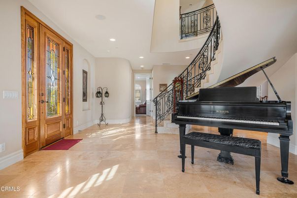 Interior, Piano, Recessed Lighting