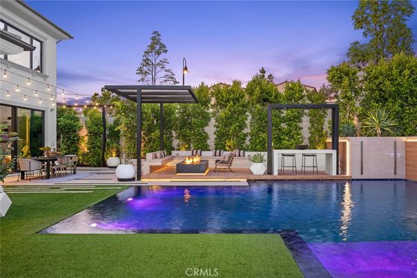 Backyard, Exterior, Pool