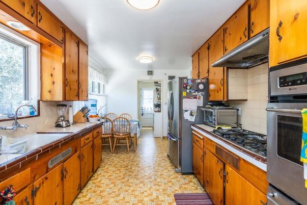 Dining room, Interior, Kitchen, Tile Countertops