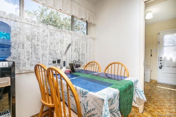 Dining room, Interior