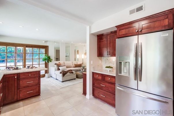 Interior, Kitchen, Living room, Recessed Lighting, Stainless Steel Appliances, Water