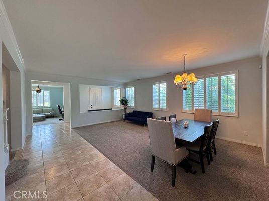 Chandelier, Dining room, Interior