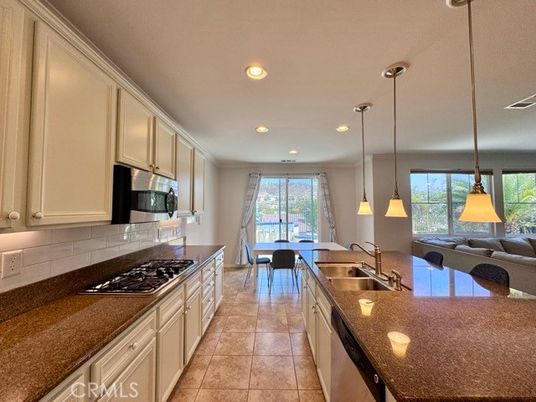 Dining room, Interior, Kitchen, Pendant Lights, Recessed Lighting