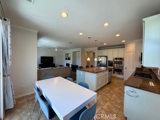 Dining room, Interior, Kitchen, Living room, Pendant Lights, Recessed Lighting, Stainless Steel Appliances