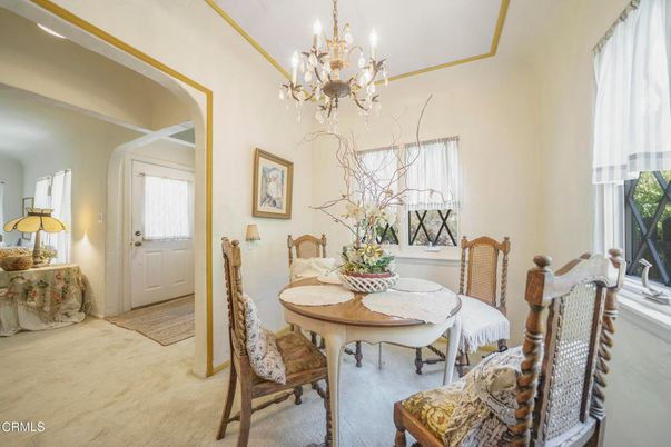 Chandelier, Dining room, Interior