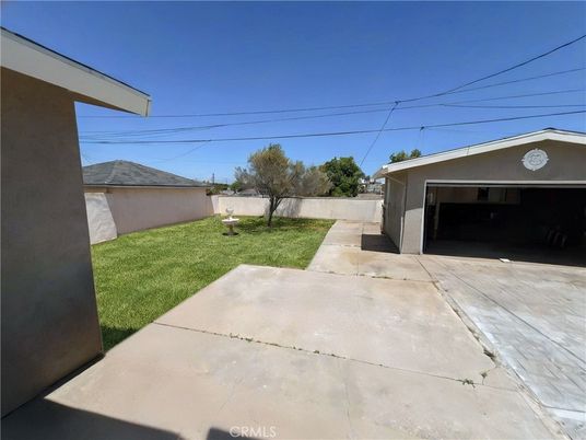 Backyard, Detached Garage, Exterior