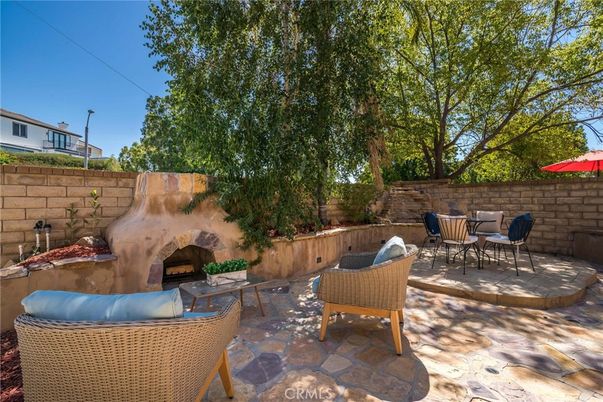 Exterior, Fireplace