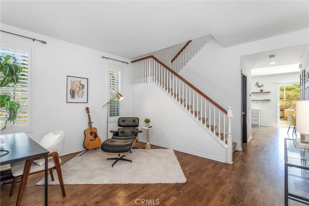Dining room, Interior, Wood Texture Flooring