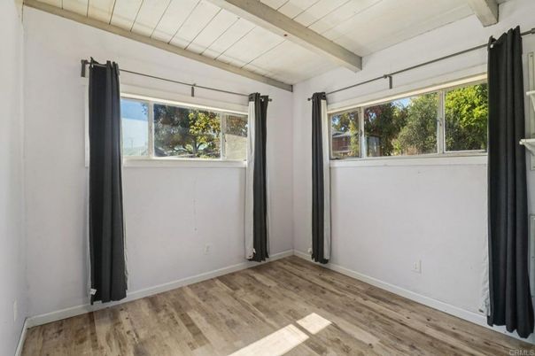 Empty room, Interior, Wooden Beams, Wood Texture Flooring