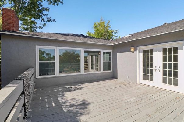 Exterior, Wood Texture Flooring
