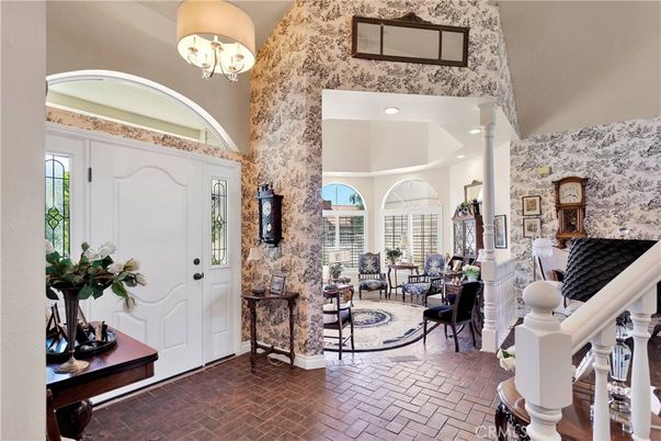 Chandelier, Interior, Living room, Recessed Lighting