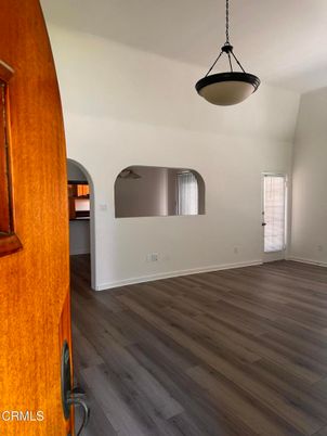 Interior, Pendant Lights, Wood Texture Flooring