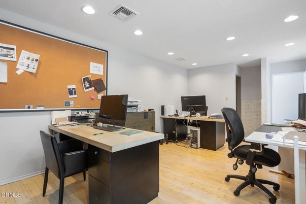 Home Office, Interior, Recessed Lighting, Wood Texture Flooring