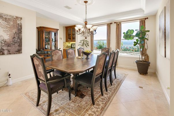 Chandelier, Dining room, Interior