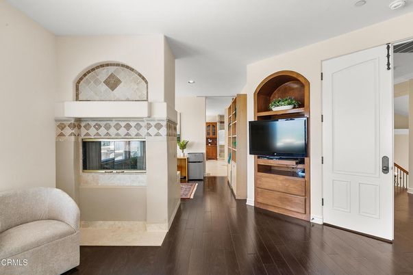 Fireplace, Interior, Recessed Lighting, Wood Texture Flooring