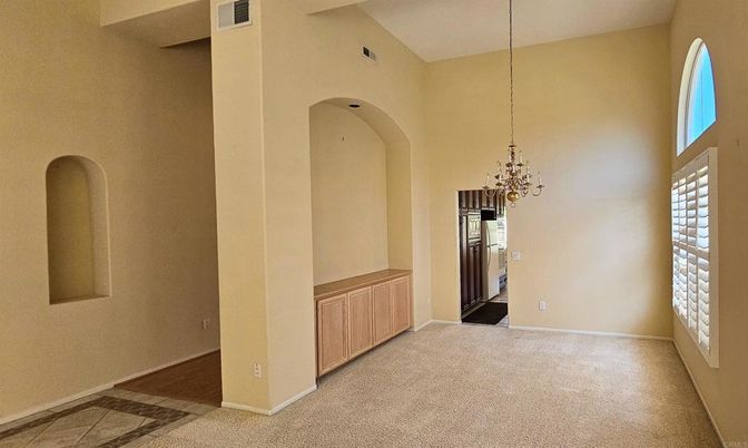 Chandelier, Empty room, Interior, Pendant Lights