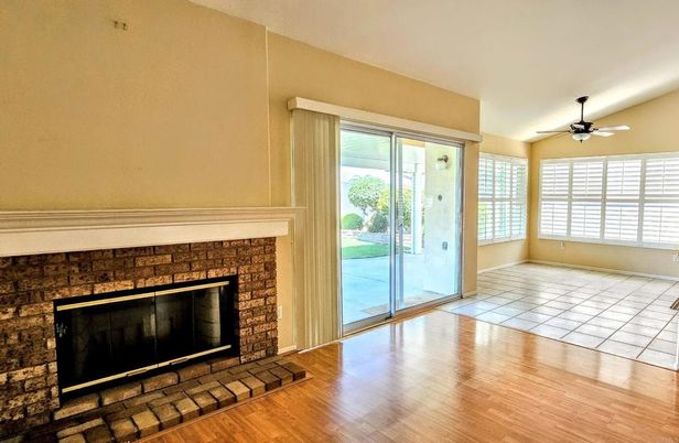 Empty room, Fireplace, Interior, Wood Texture Flooring