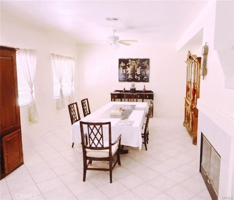 Dining room, Interior