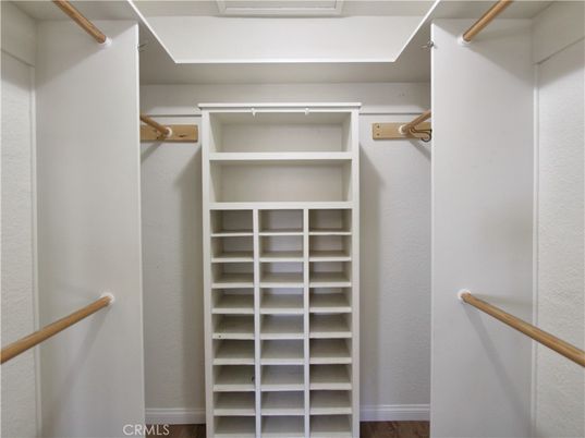 Interior, Walk-in Closets