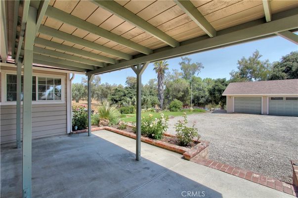 Backyard, Detached Garage, Exterior