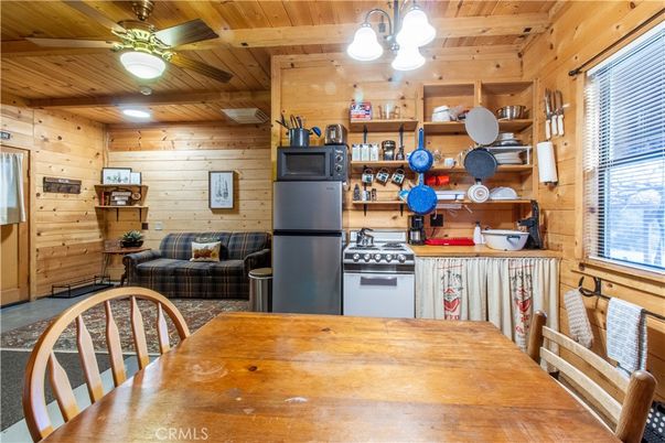 Dining room, Interior, Kitchen, Wooden Beams, Wooden Ceilings, Wooden Walls