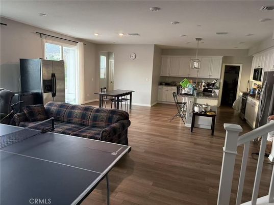 Dining room, Interior, Kitchen, Pendant Lights, Recessed Lighting, Wood Texture Flooring