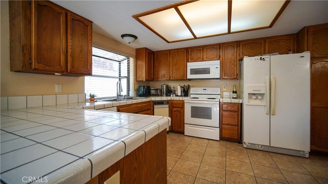 Interior, Kitchen, Tile Countertops