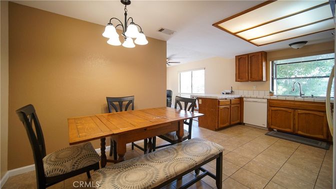 Chandelier, Dining room, Interior, Kitchen