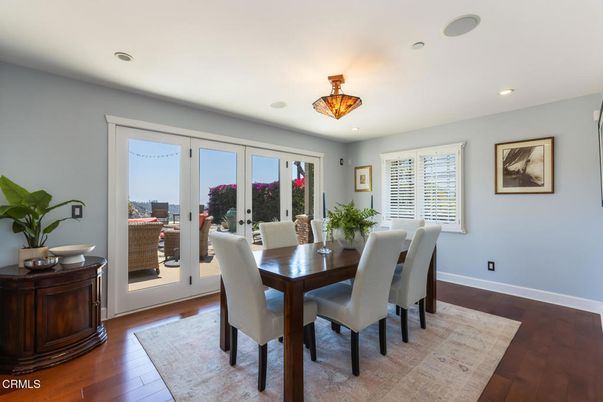 Dining room, Interior, Recessed Lighting, Wood Texture Flooring