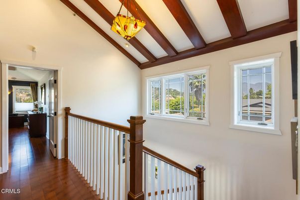 Interior, Pendant Lights, Wooden Beams, Wood Texture Flooring