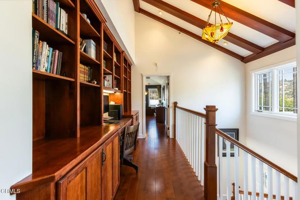 Home Office, Interior, Recessed Lighting, Wooden Beams, Wood Texture Flooring