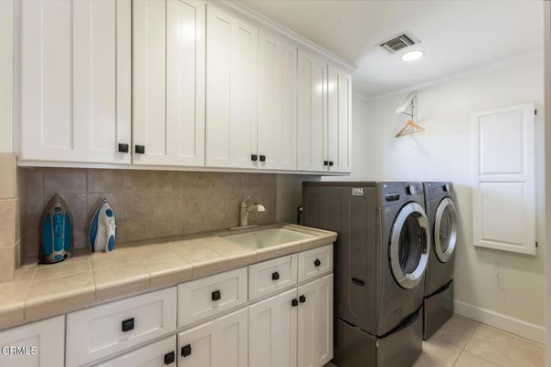 Interior, Recessed Lighting, Washer