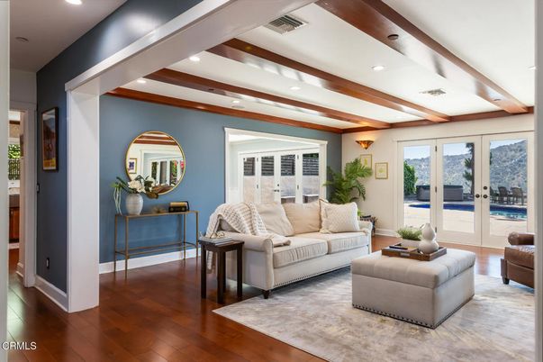 Interior, Living room, Recessed Lighting, Wooden Beams, Wood Texture Flooring