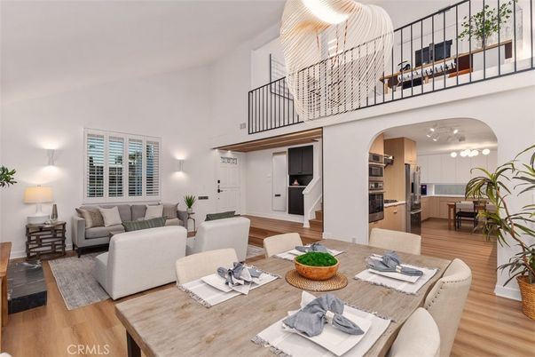 Dining room, Interior, Kitchen, Living room, Stainless Steel Appliances, Wood Texture Flooring