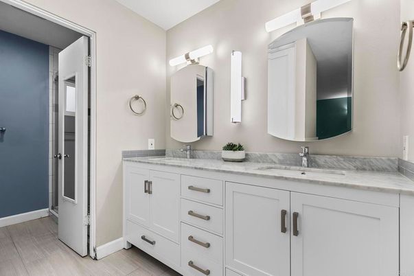 Bathroom, Dual Sink Vanities, Interior, Wood Texture Flooring