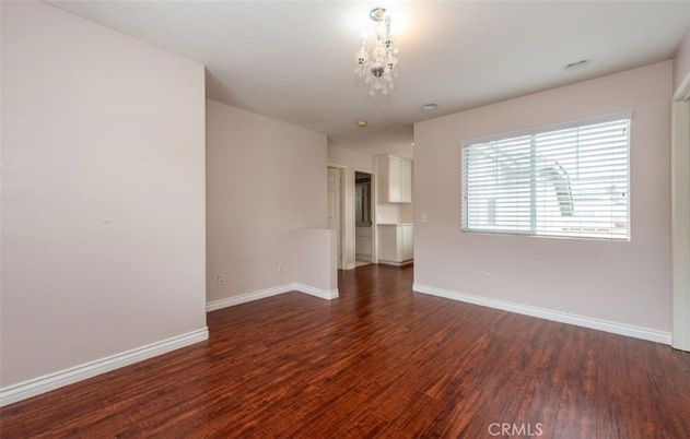 Chandelier, Empty room, Interior, Wood Texture Flooring