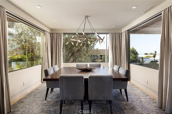 Dining room, Interior, Pendant Lights, Recessed Lighting, Water